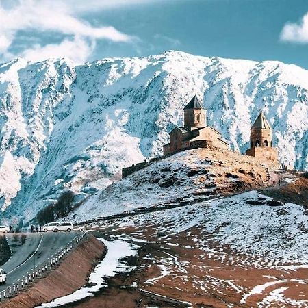 Golden Star Kazbegi 호텔 외부 사진