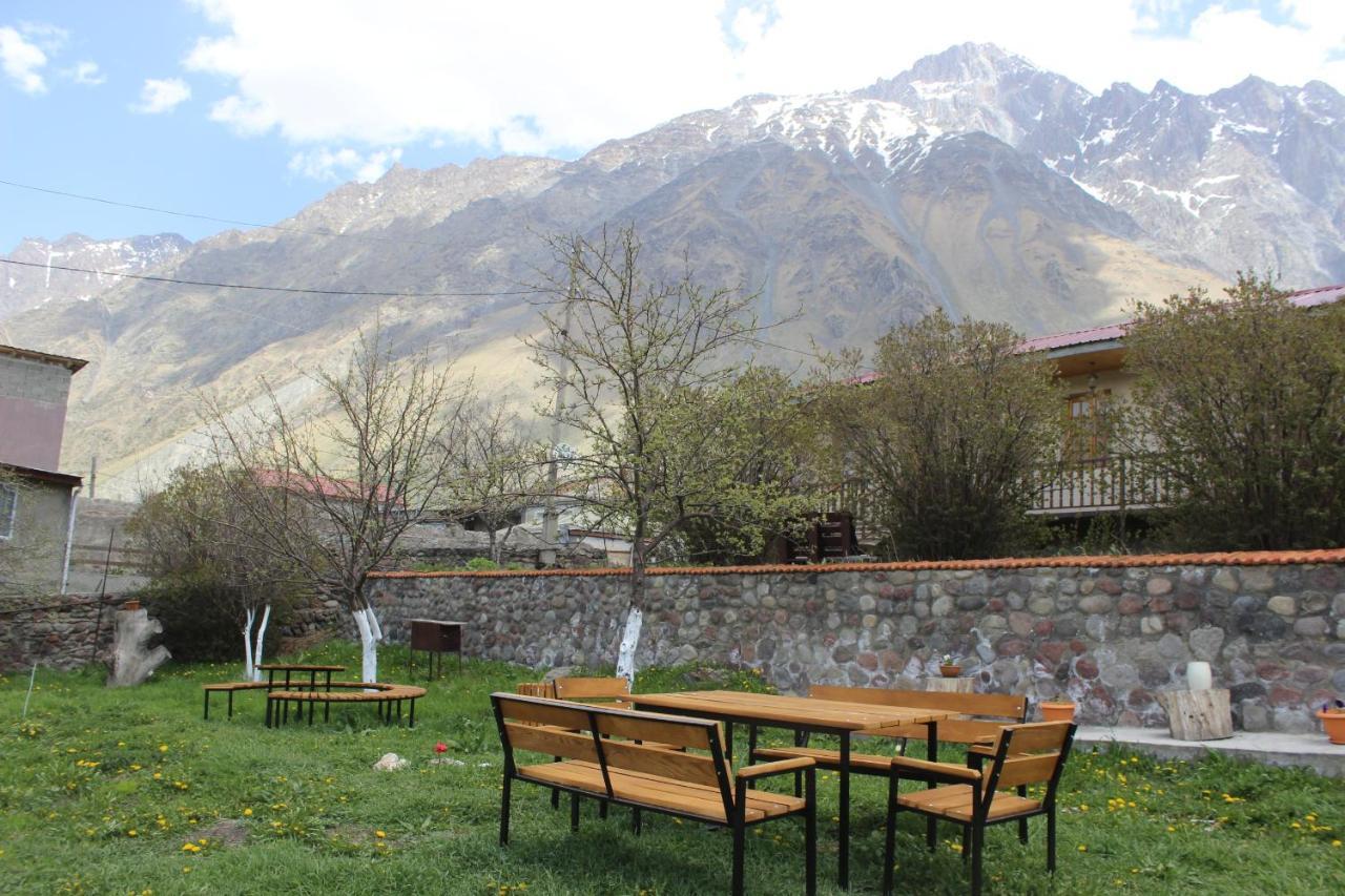 Golden Star Kazbegi 호텔 외부 사진