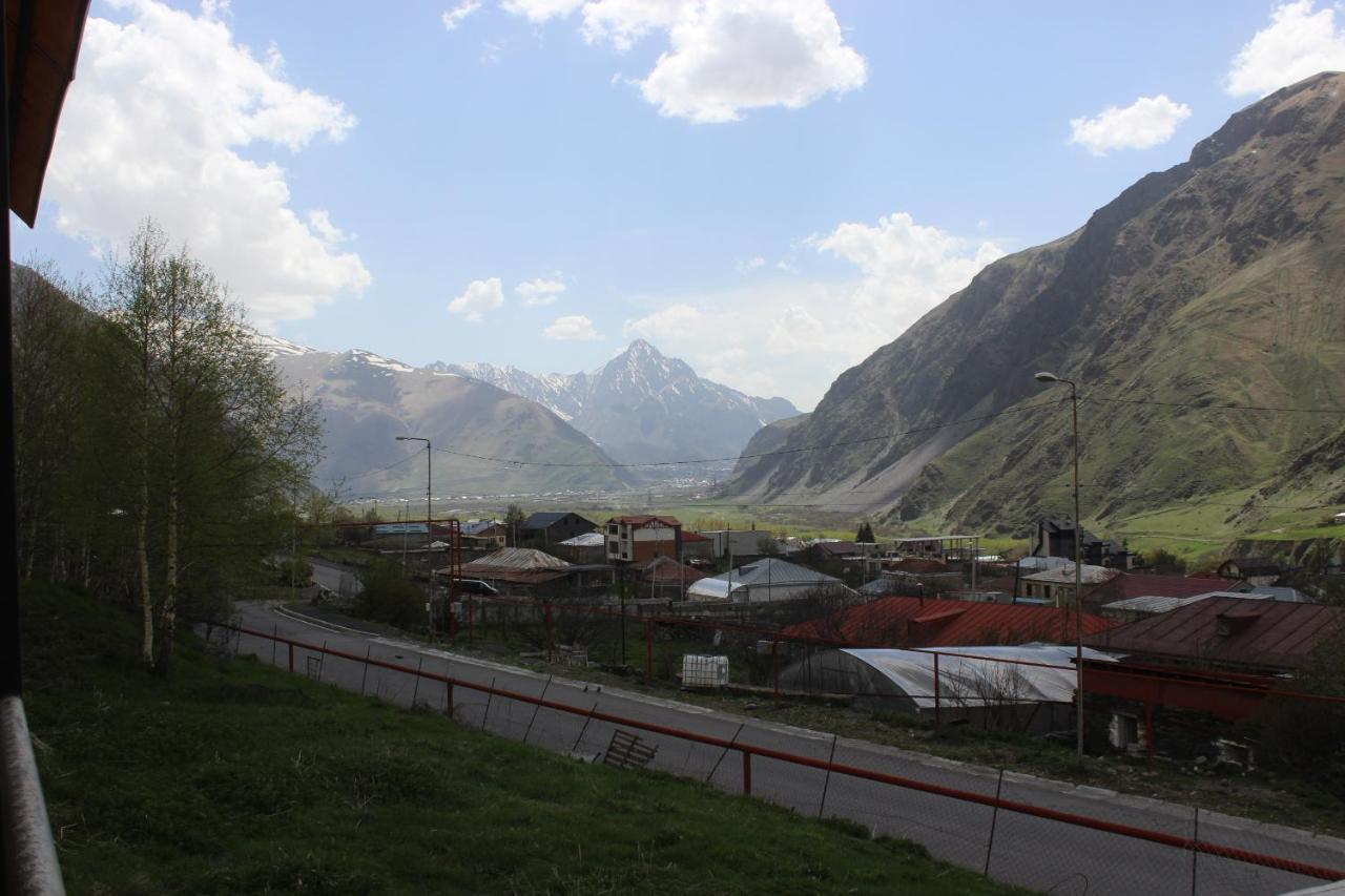 Golden Star Kazbegi 호텔 외부 사진