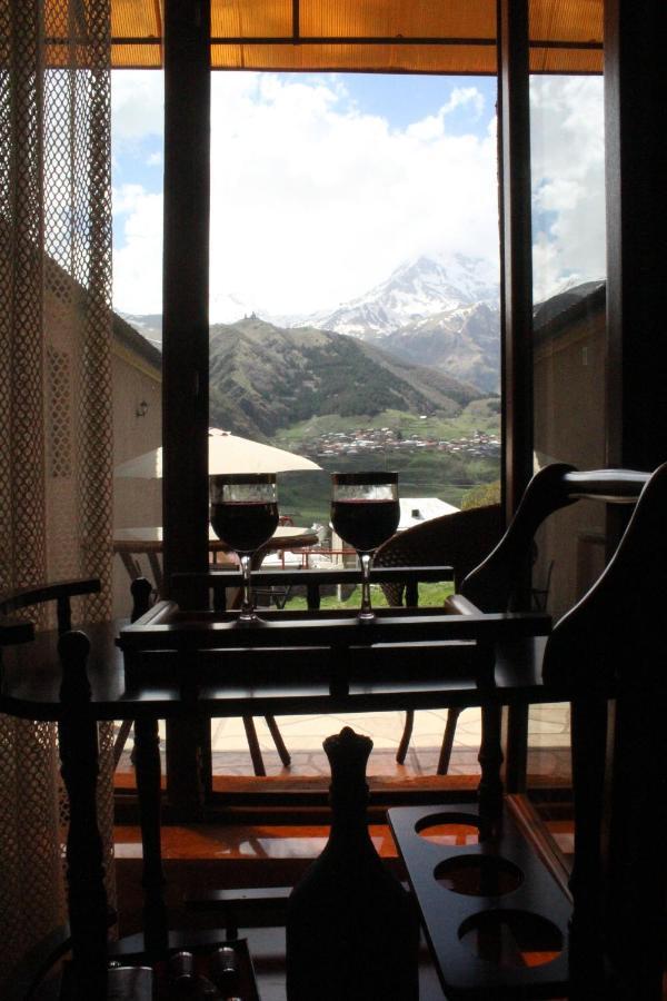 Golden Star Kazbegi 호텔 외부 사진