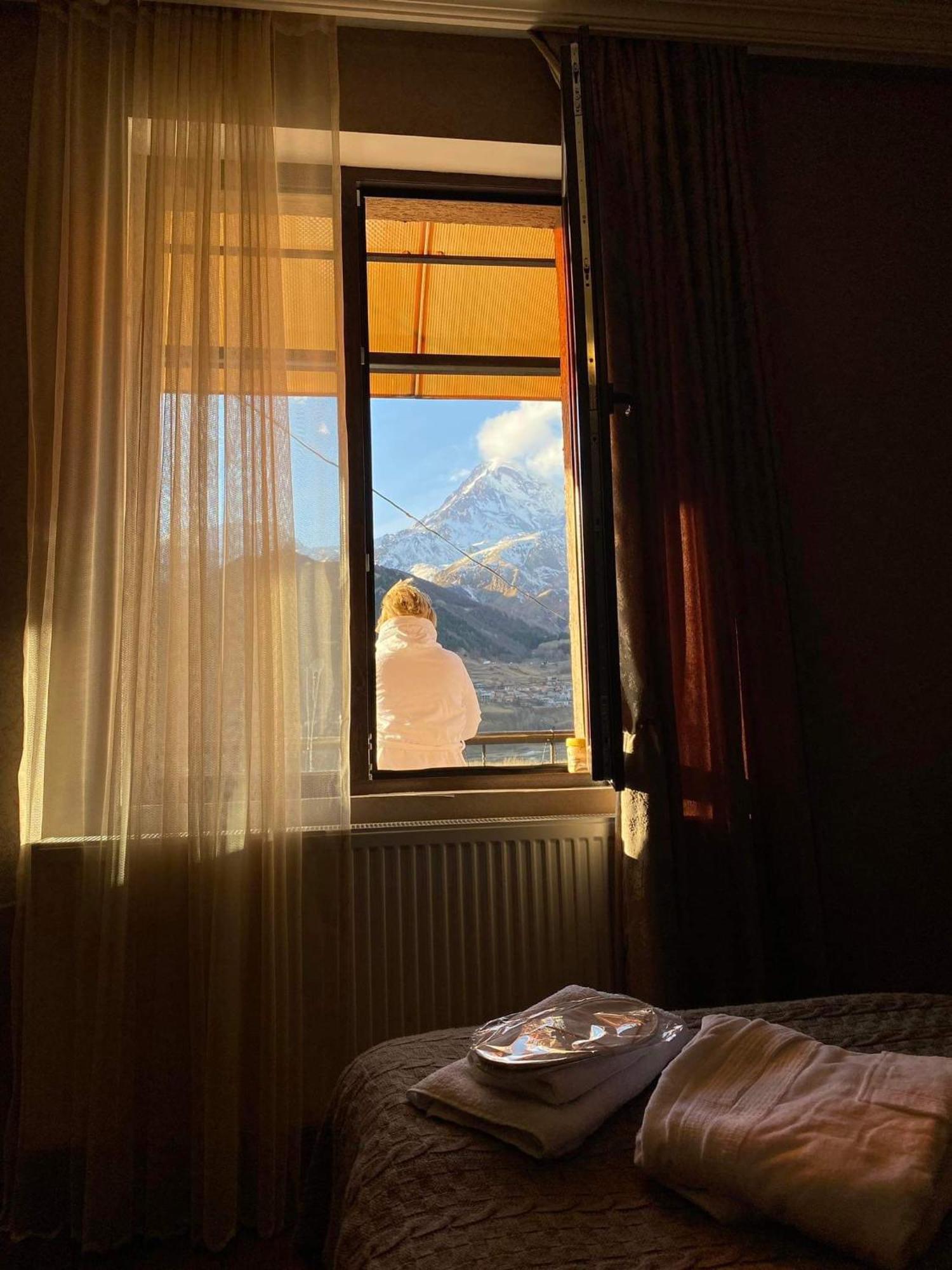 Golden Star Kazbegi 호텔 객실 사진